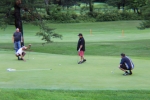 lining up their putts