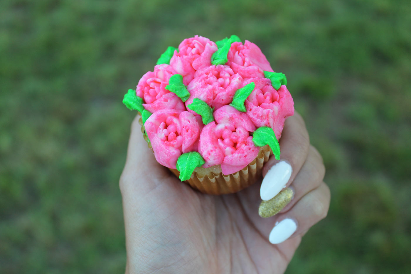 pink flower cupcake